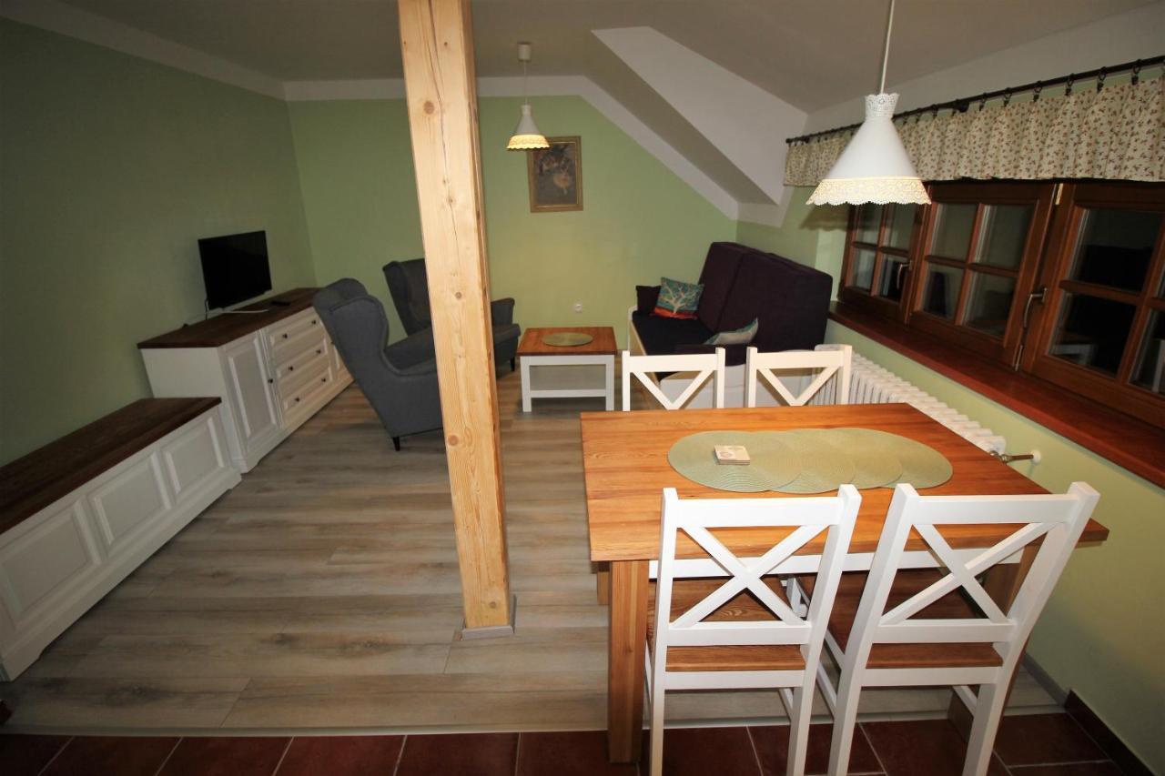 Apartmany U Knajflu Ceske Petrovice Ngoại thất bức ảnh