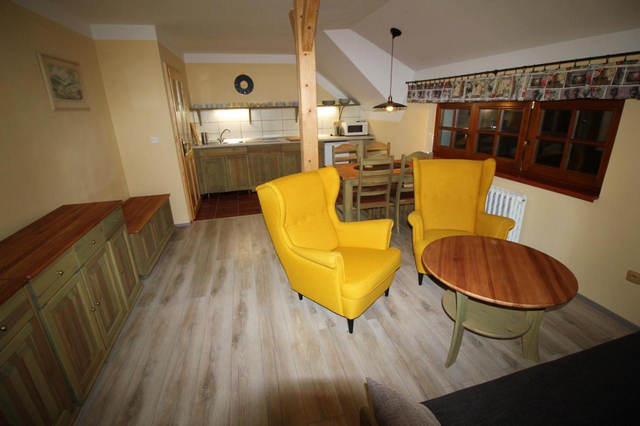 Apartmany U Knajflu Ceske Petrovice Ngoại thất bức ảnh