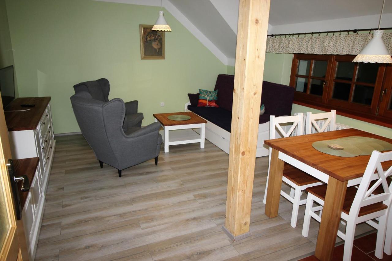 Apartmany U Knajflu Ceske Petrovice Ngoại thất bức ảnh
